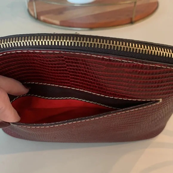 Dooney & Bourke Red Lizard-Embossed Crossbody Bag - Picture 5 of 15